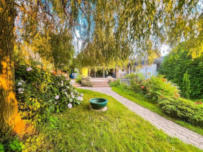 Exklusive Landvilla mit Pool, Sauna und Garten